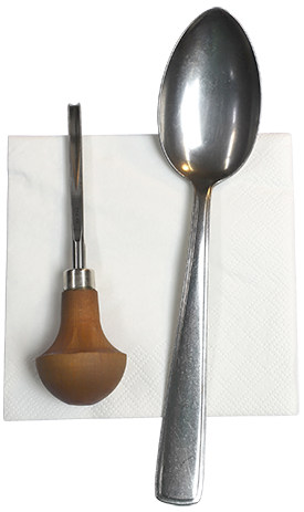 Loeffel und Linolmesser